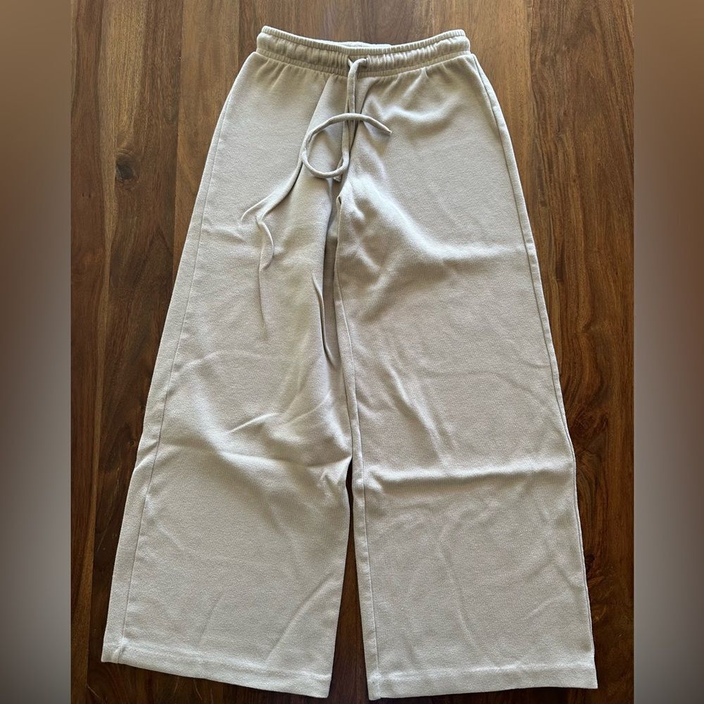 Zara Wide-Leg Cream Pants